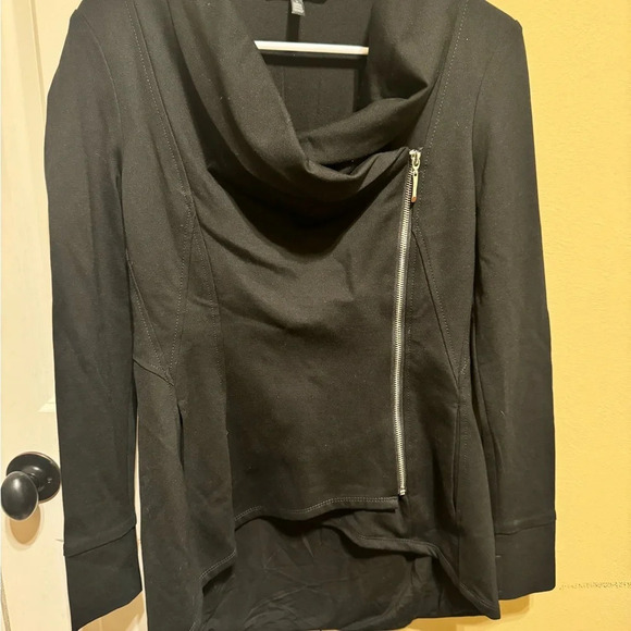 White House Black Market Asymmetrical Cowl Neck Jacket Front Zipper Sz 2 - Picture 4 of 16